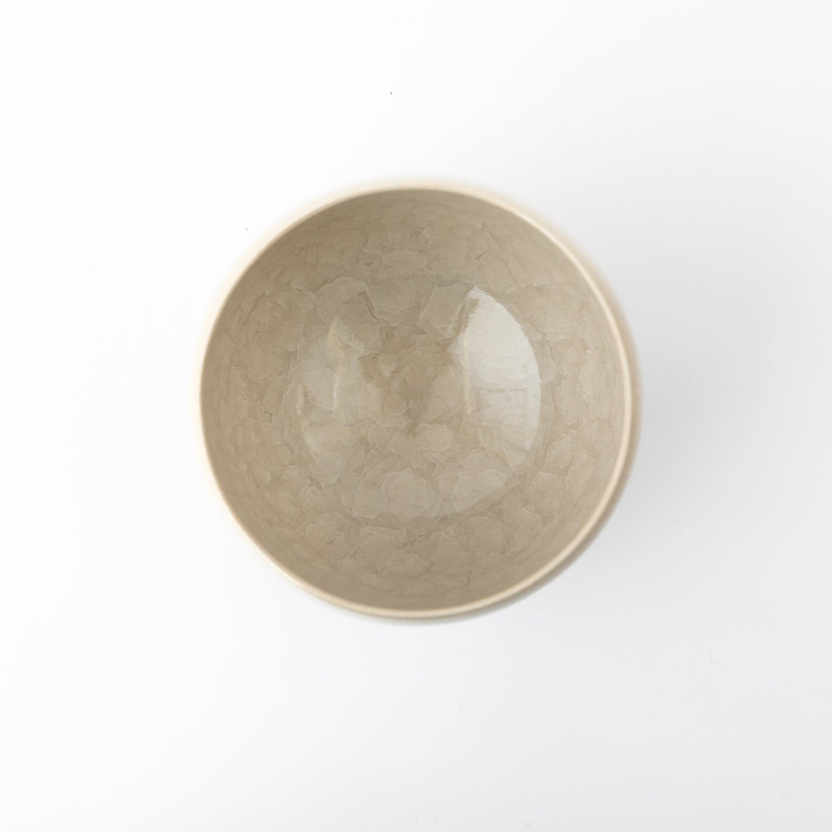 Intérieur d’un CHAWAN kobuku en porcelaine blanche | par Takeshi Imaizumi | wanova