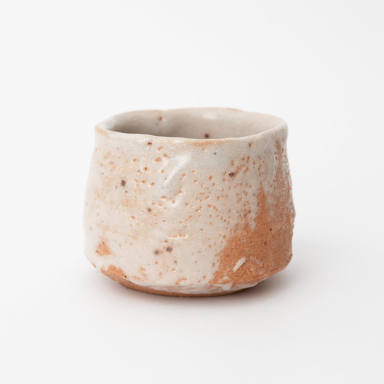 Contemporary Shino guinomi showing natural clay texture | by Kai Tsujimura | wanova