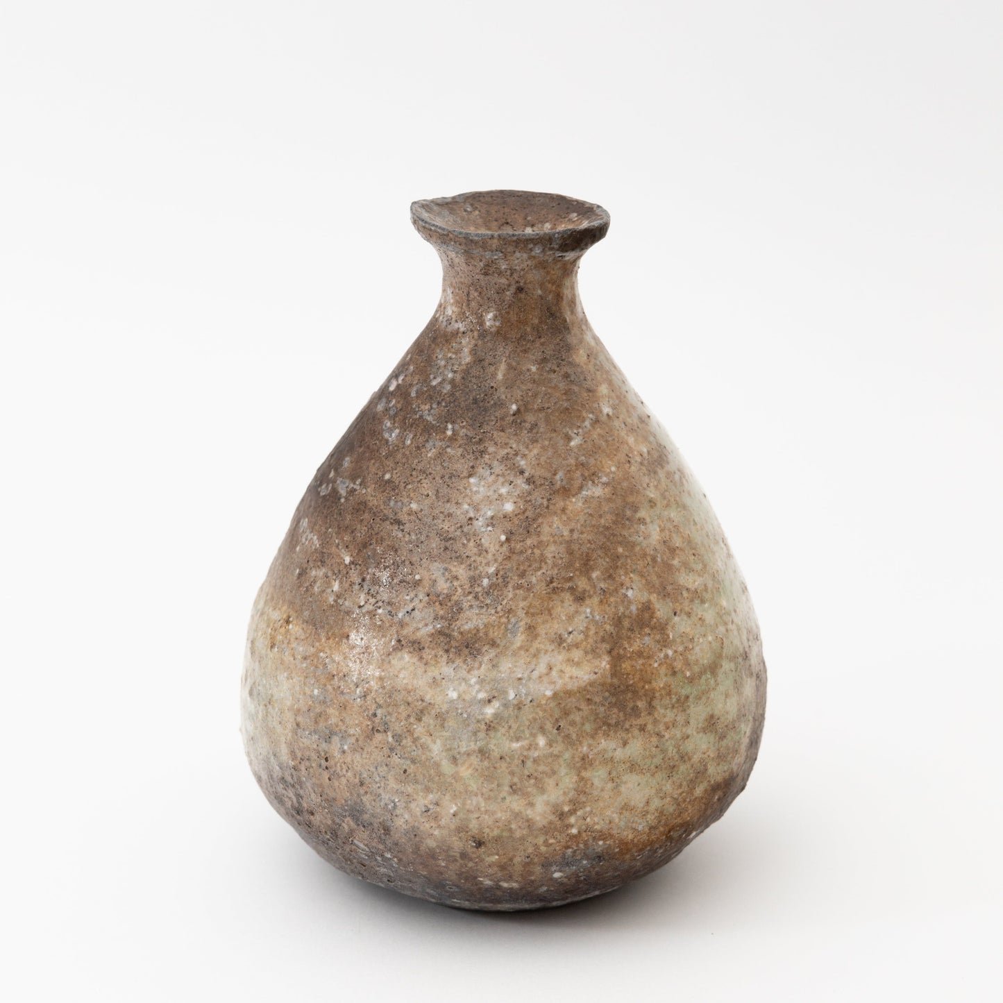 Iga tokkuri by Kai Tsujimura back view