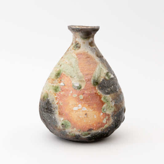 Iga tokkuri by Kai Tsujimura side view