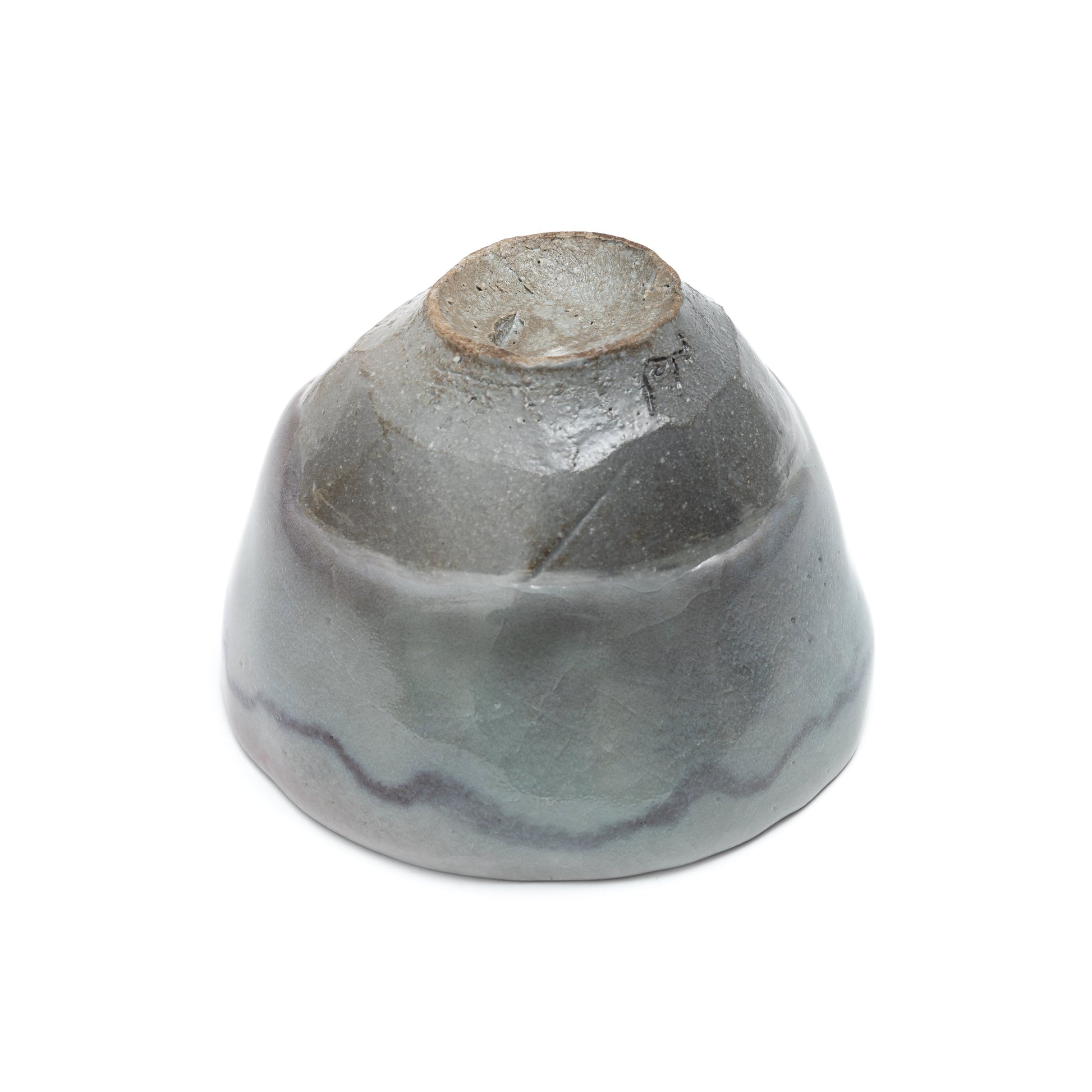 Exterior glaze detail of Musubi tea bowl by Yasushi Fujihira