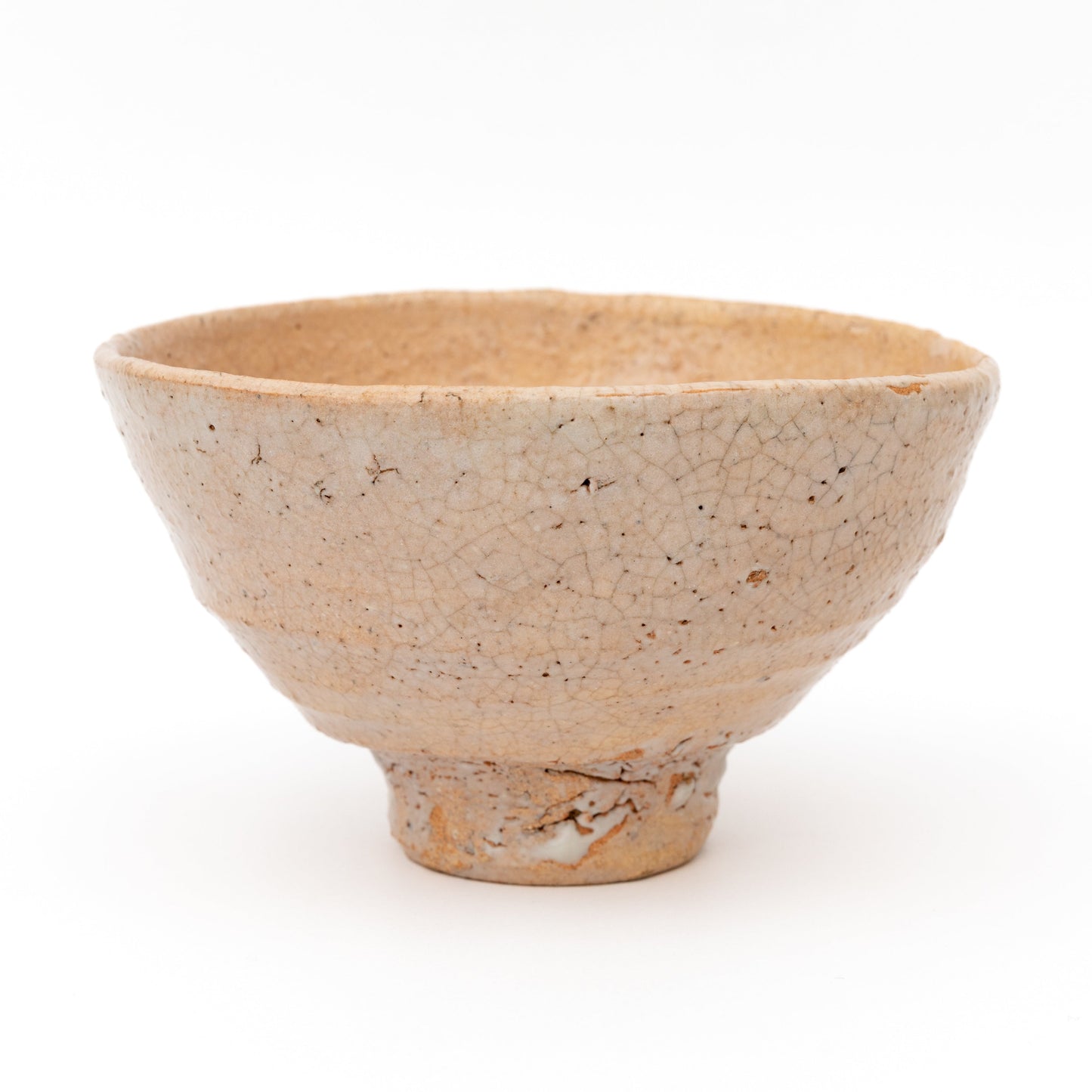 Ido chawan tea bowl by Yui Tsujimura front view